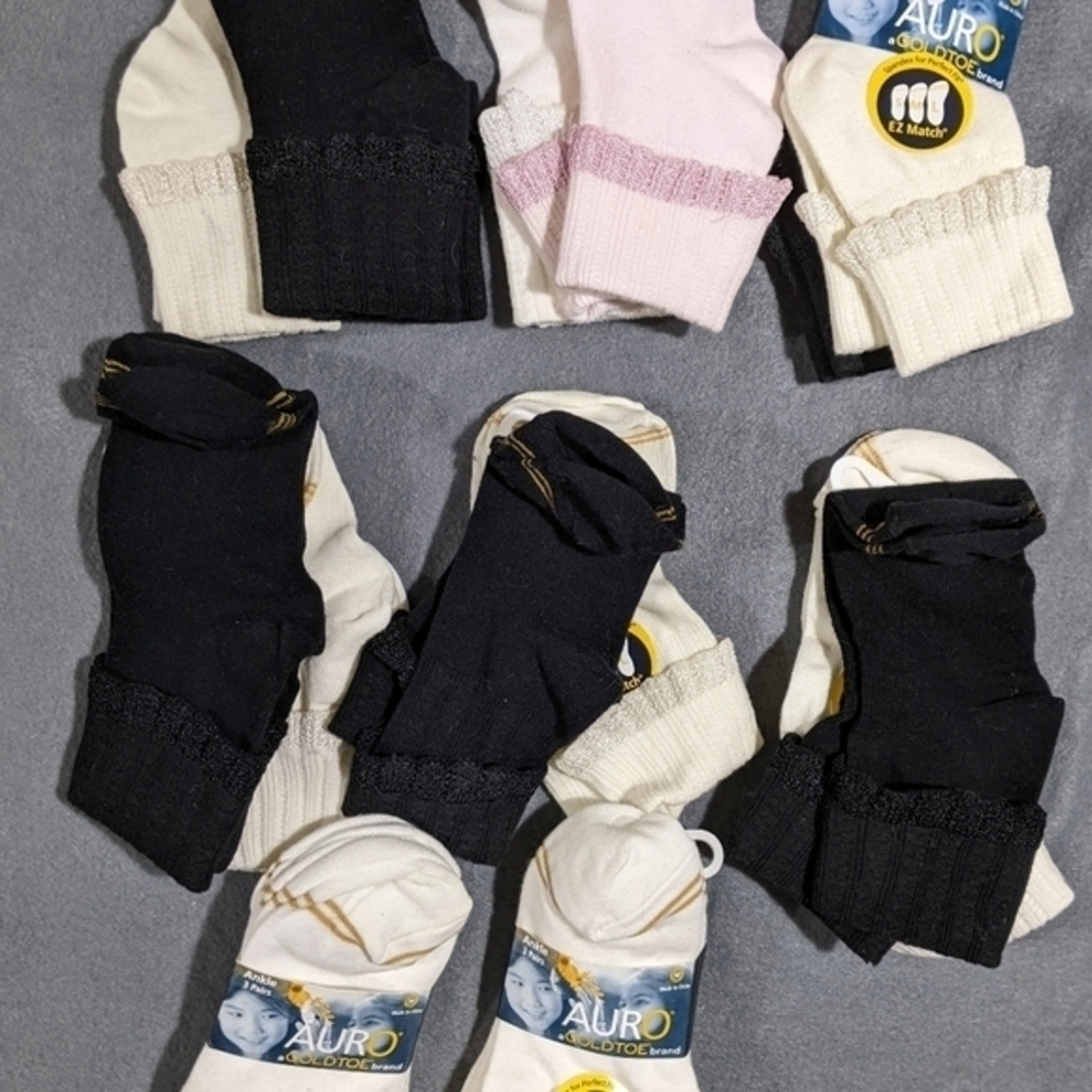 NEW 18 Pair Girls cuff ankle socks size medium 9- 1‎ 1/2 AURO gold toe